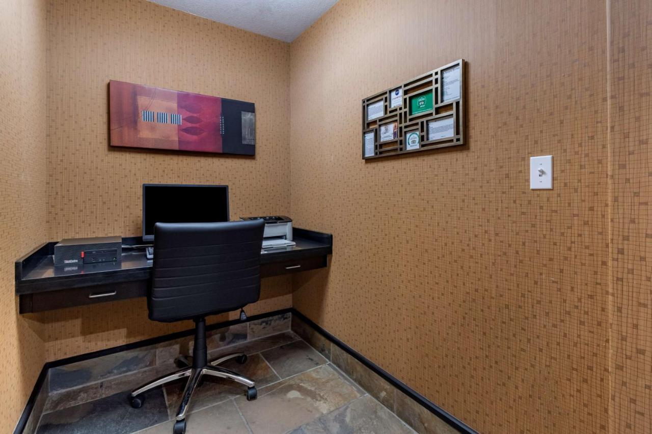 Best Western Bonnyville Inn & Suites Dış mekan fotoğraf