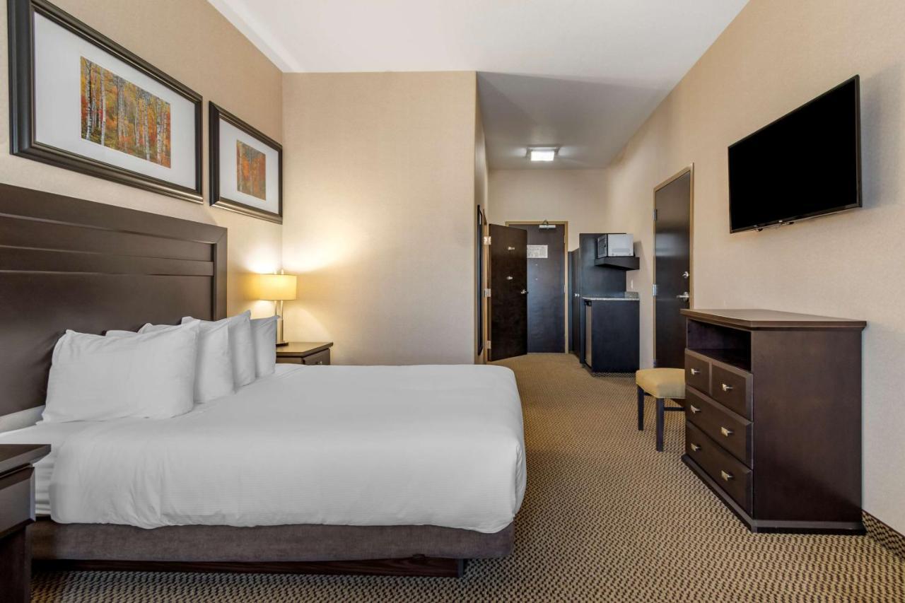 Best Western Bonnyville Inn & Suites Dış mekan fotoğraf