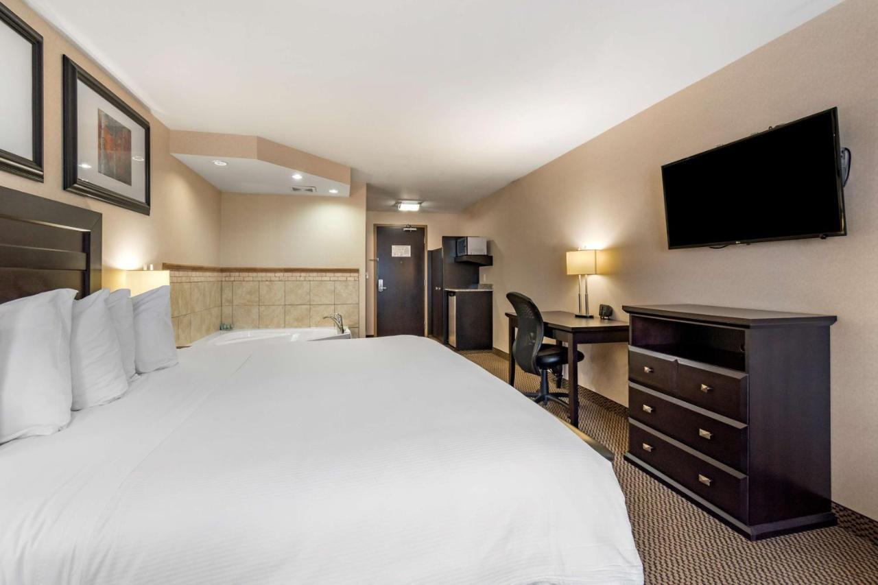 Best Western Bonnyville Inn & Suites Dış mekan fotoğraf