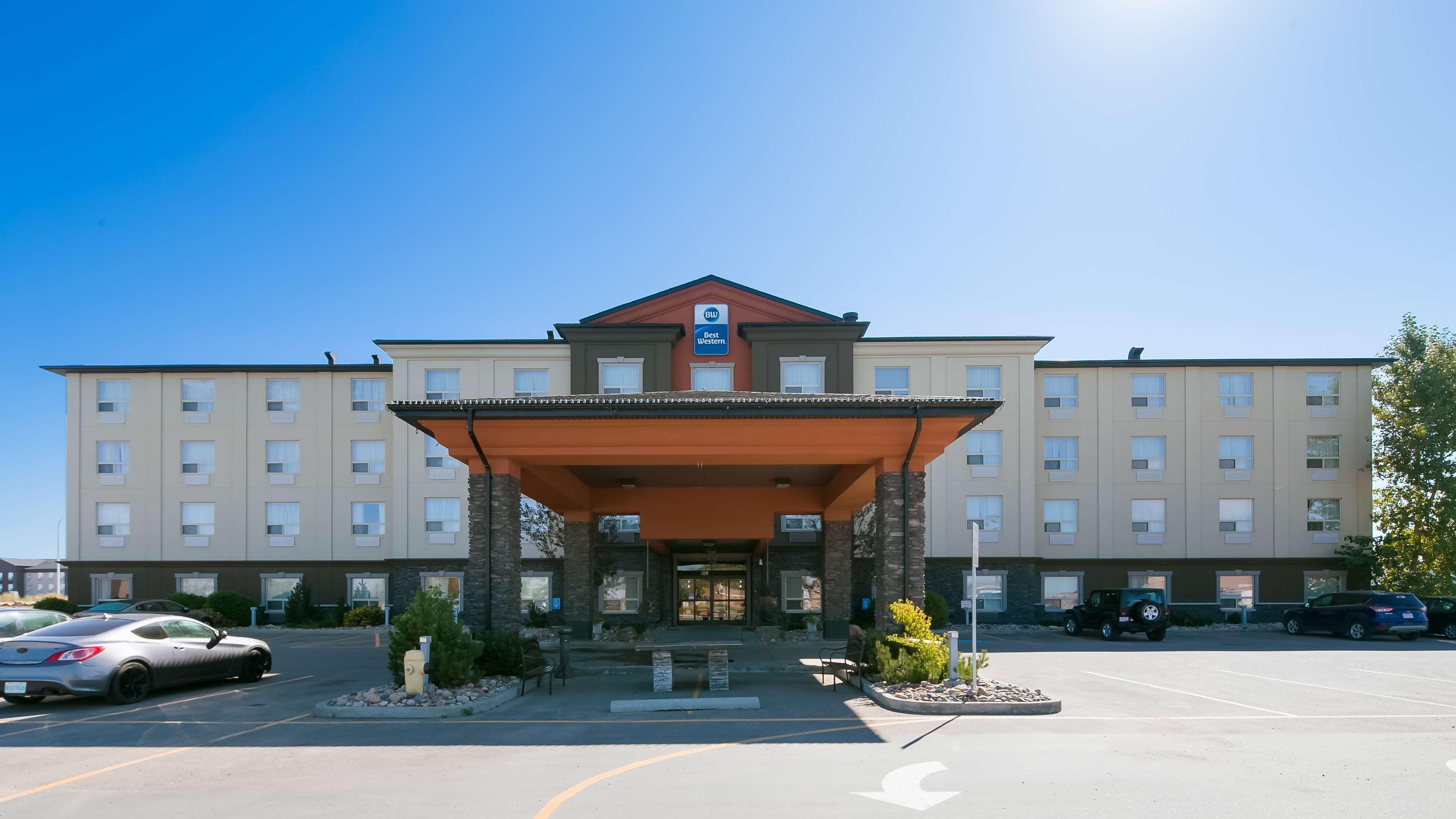 Best Western Bonnyville Inn & Suites Dış mekan fotoğraf