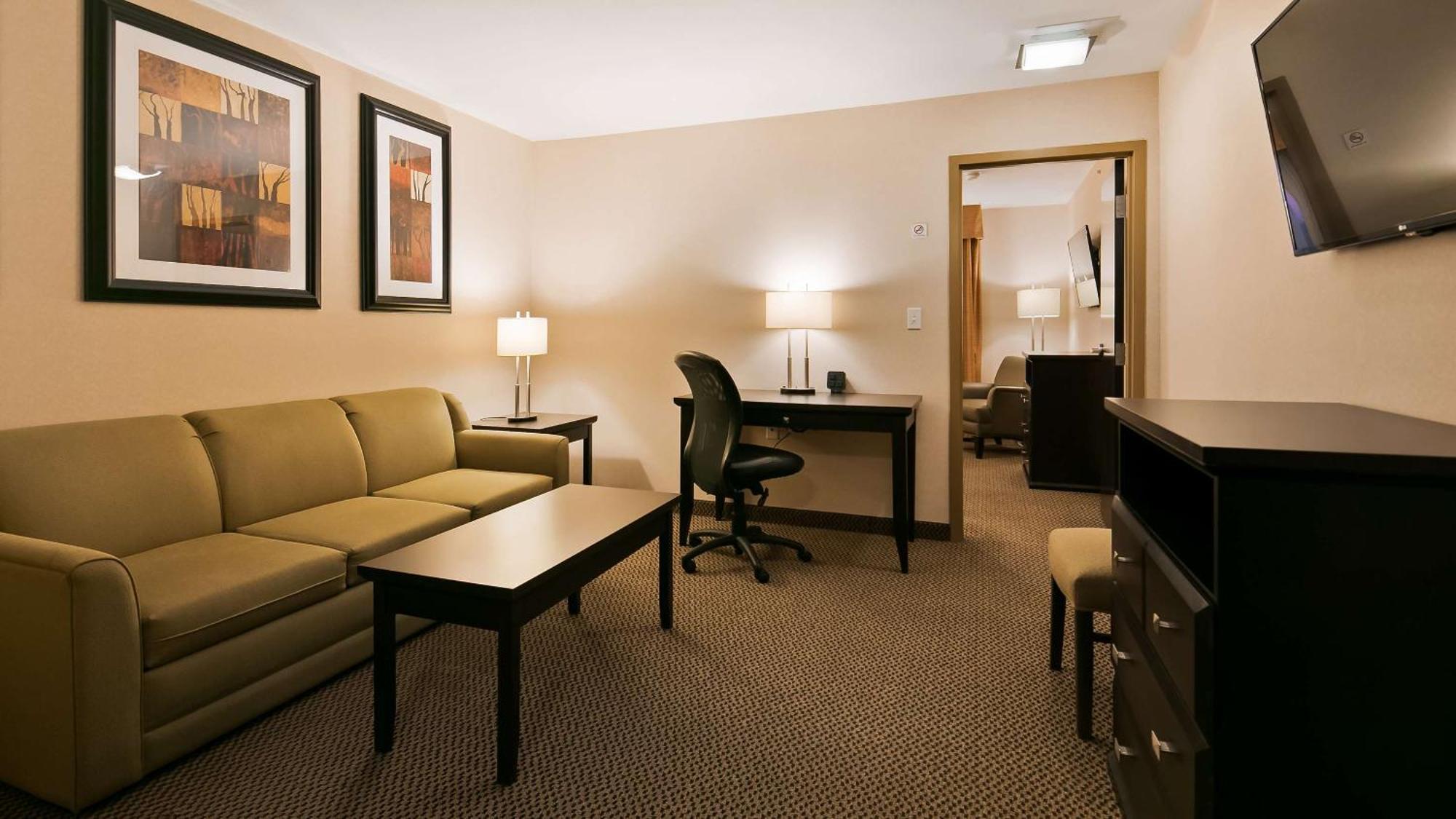 Best Western Bonnyville Inn & Suites Dış mekan fotoğraf