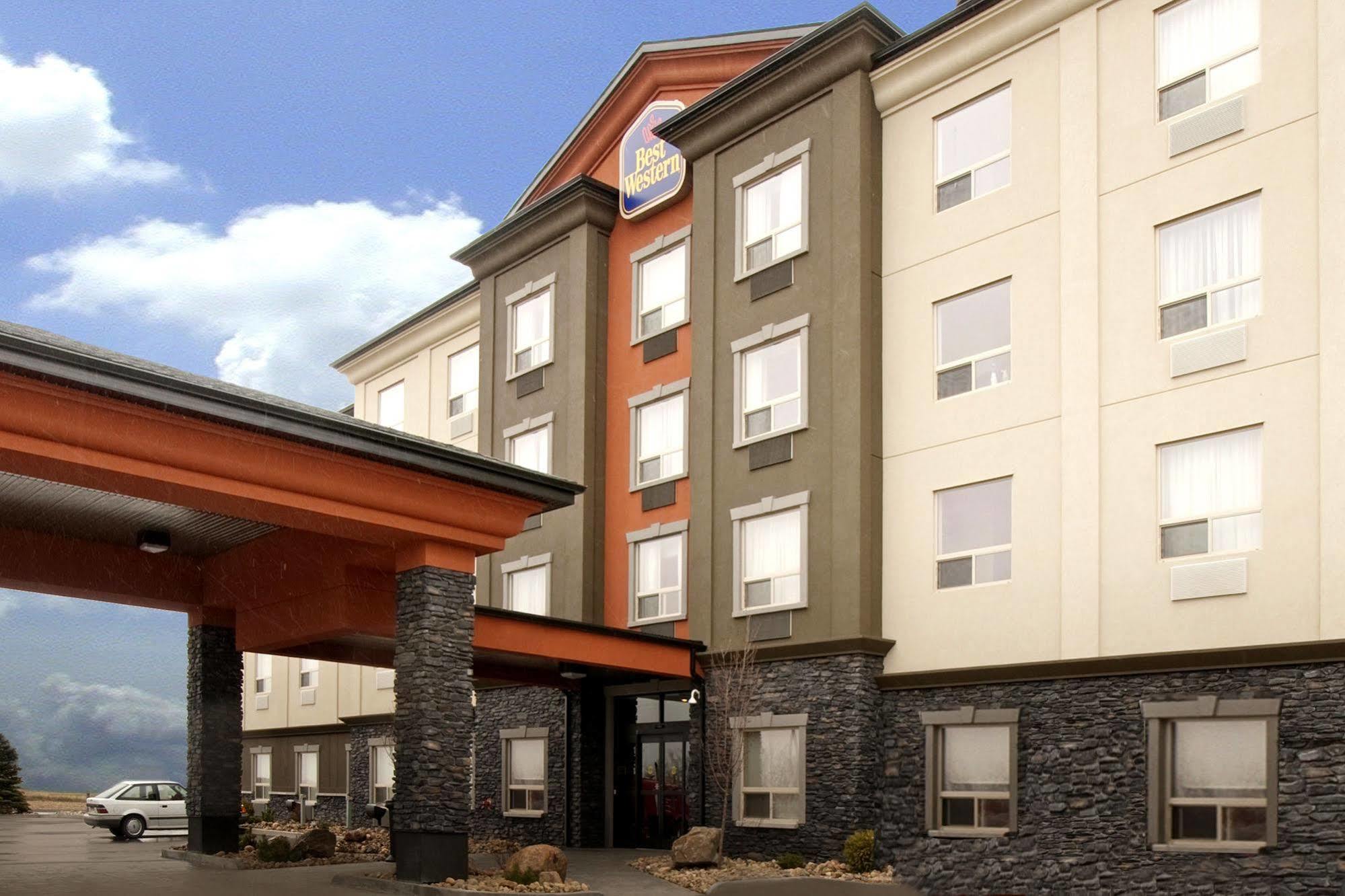 Best Western Bonnyville Inn & Suites Dış mekan fotoğraf